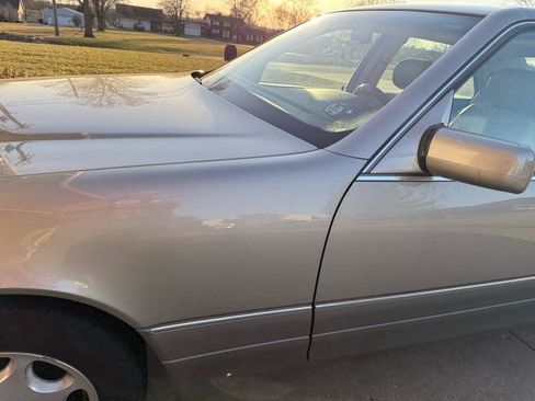 Used 1995 Mercedes-Benz S 320 image 34
