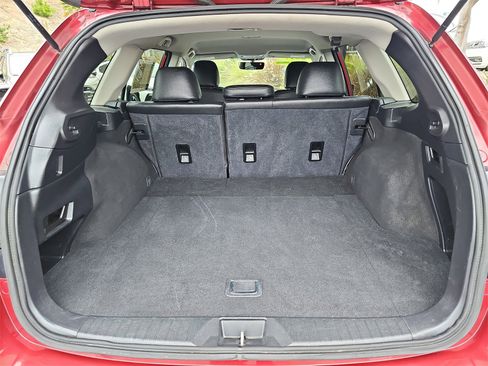 Used 2017 Subaru Outback 2.5i Premium image 12