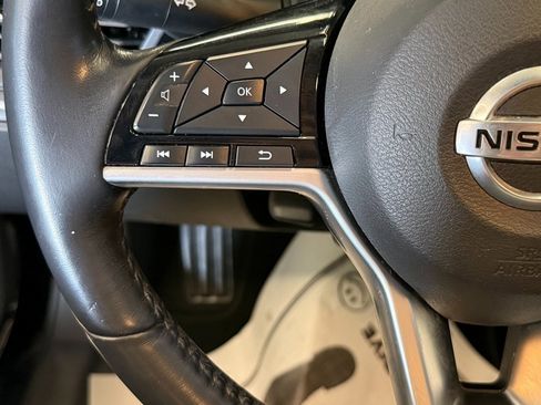 Used 2019 Nissan Altima 2.5 Platinum image 10