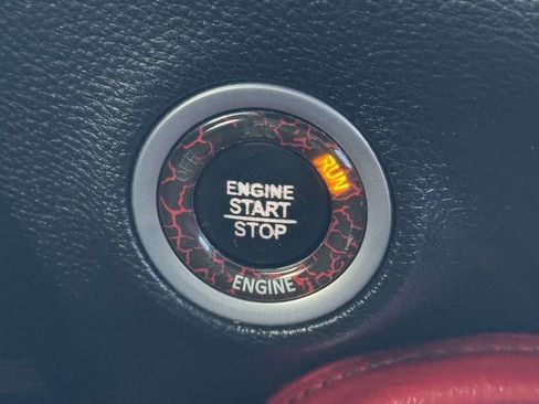 Used 2018 Dodge Challenger R/T image 25