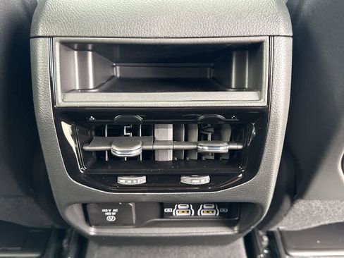 New 2026 Jeep Grand Cherokee Laredo X RWD image 22