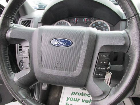 Used 2012 Ford Escape XLT FWD image 19