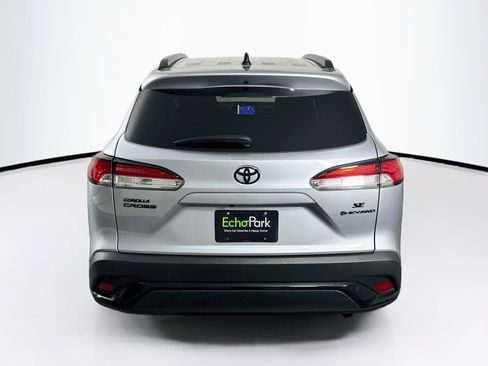 Used 2025 Toyota Corolla Cross AWD Hybrid image 7