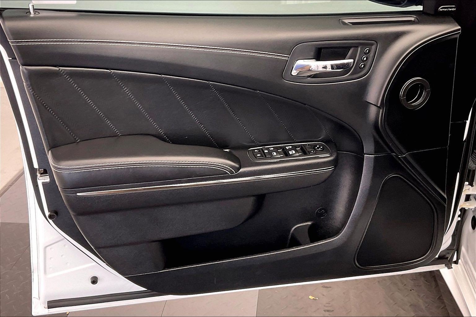 Used 2021 Dodge Charger SRT Hellcat RWD image 25