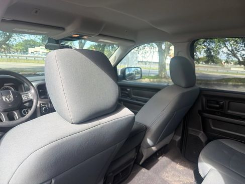 Used 2017 RAM 1500 Express AWD/4WD image 15