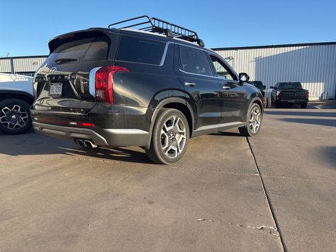 Used 2023 Hyundai Palisade Limited image 5