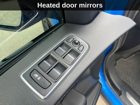 Used 2020 Jaguar F-PACE SVR image 13