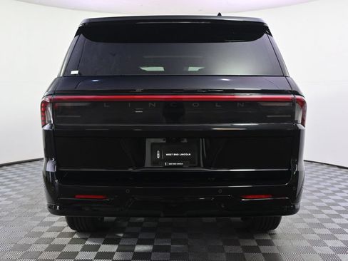 New 2027 Lincoln Navigator L Reserve w/ Jet Appearance Package AWD/4WD image 5