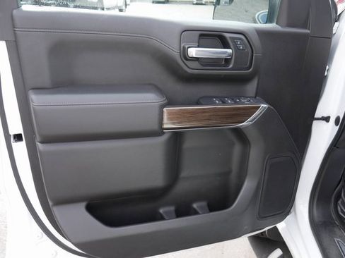 Used 2021 Chevrolet Silverado 1500 LT Trail Boss w/ Bed Protection Package image 12