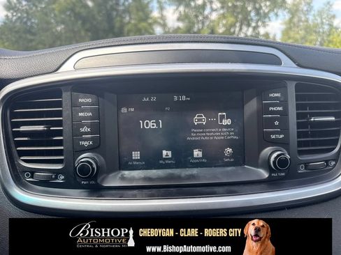 Used 2020 Kia Sorento LX FWD image 6
