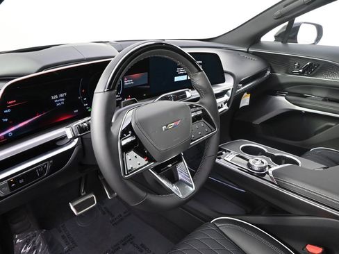 New 2026 Cadillac Lyriq V w/ Exterior Carbon Fiber Package image 11