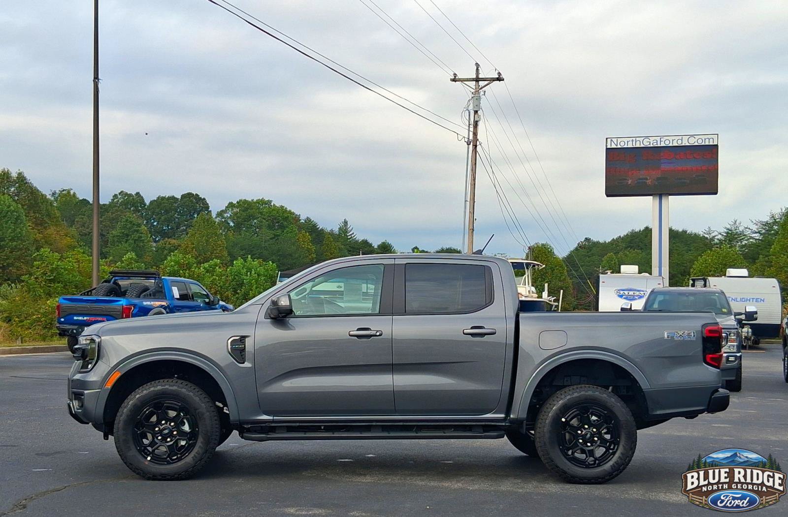 New 2026 Ford Ranger Lariat w/ FX4 Off-Road Package AWD/4WD image 2