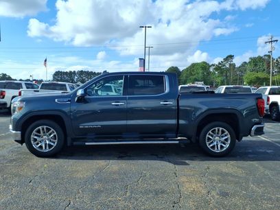 Used 2019 GMC Sierra 1500 SLT w/ SLT Premium Package