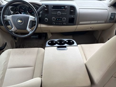 Used 2013 Chevrolet Silverado 2500 LT w/ Interior Plus Package image 25