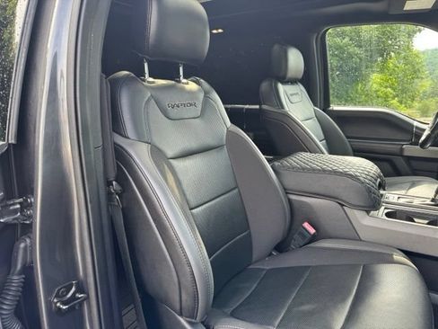 Used 2019 Ford F150 Raptor w/ Equipment Group 802A Luxury AWD/4WD image 26
