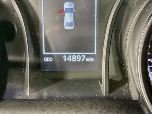 Used 2024 Toyota Camry SE w/ Convenience Package FWD image 16