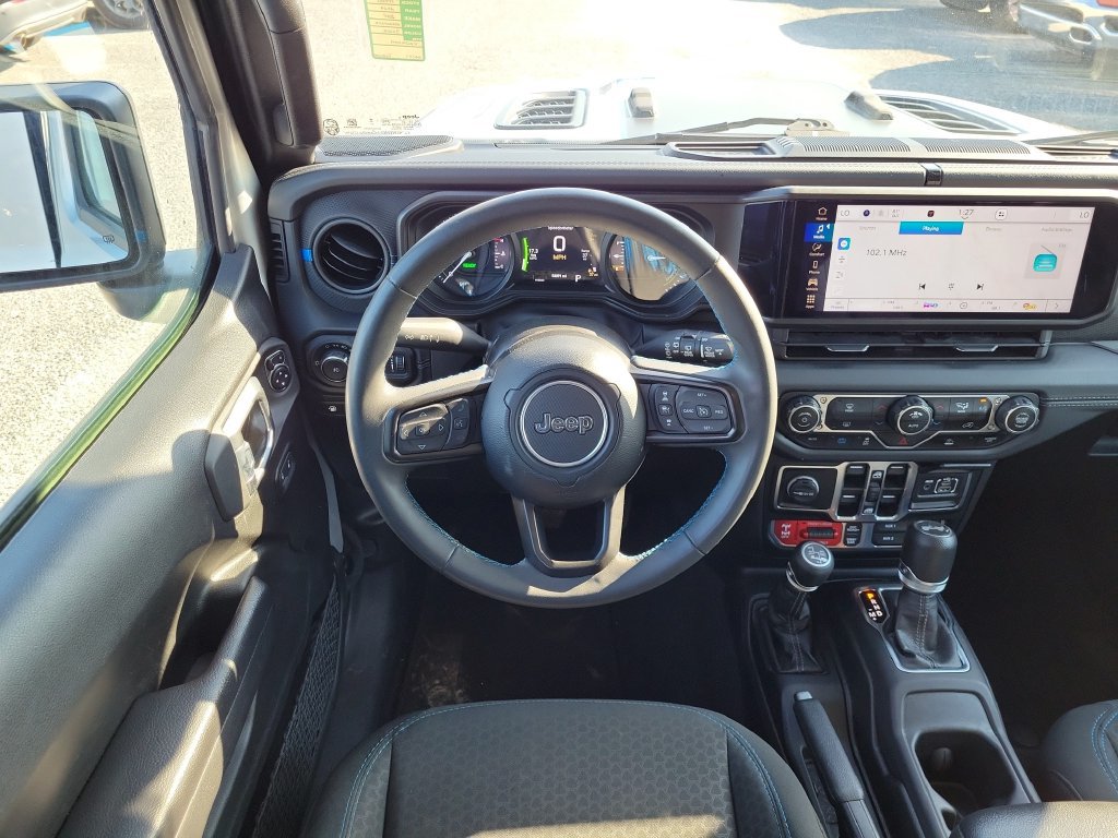Used 2024 Jeep Wrangler Unlimited Rubicon 4xe AWD/4WD image 12