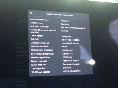 Used 2023 Tesla Model X image 25