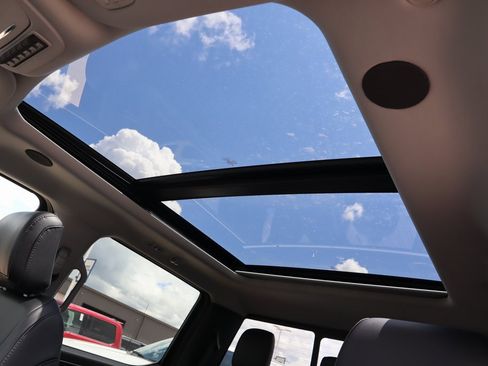 New 2025 Ford F350 Lariat w/ Lariat Ultimate Package image 16