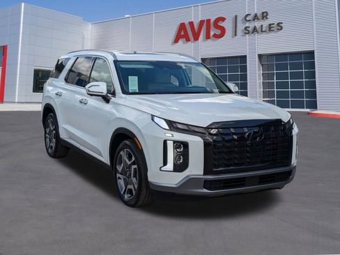 Used 2025 Hyundai Palisade Limited image 3