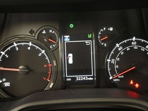 Used 2022 Toyota 4Runner SR5 RWD image 13