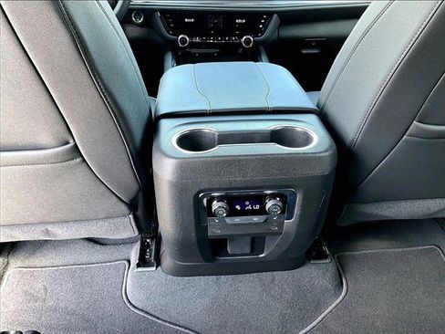 Used 2025 Chevrolet Tahoe Premier w/ Sun And Tow Package AWD/4WD image 25
