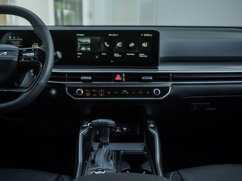 New 2026 Kia Sorento S image 17