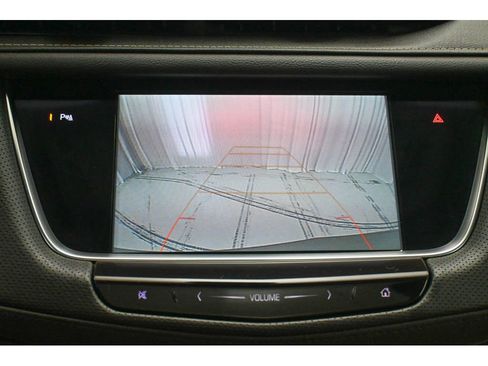 Used 2018 Cadillac XT5 Luxury w/ Driver Awareness Package image 45
