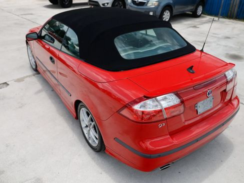 Used 2004 Saab 9-3 Aero FWD image 4