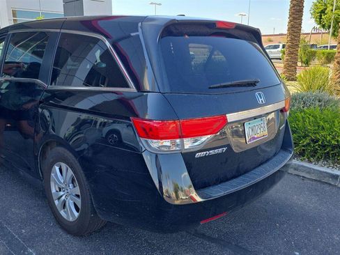 Used 2016 Honda Odyssey SE image 4