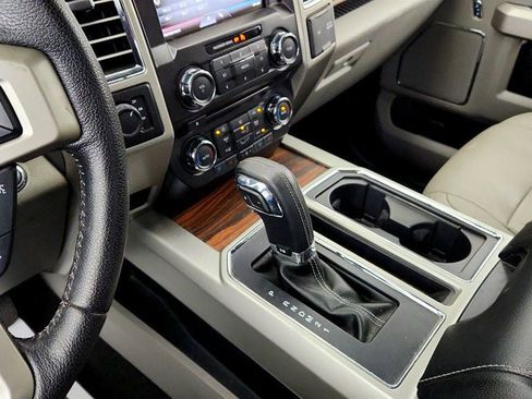 Used 2015 Ford F150 Lariat AWD/4WD image 16
