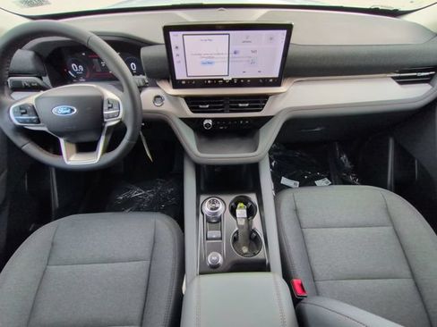 New 2026 Ford Explorer Active RWD image 15