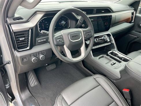 New 2026 GMC Sierra 2500 Denali w/ Denali Reserve Package image 6