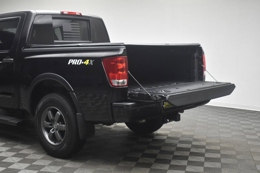 Used 2014 Nissan Titan PRO-4X AWD/4WD image 23