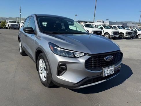 Certified 2023 Ford Escape FWD image 4