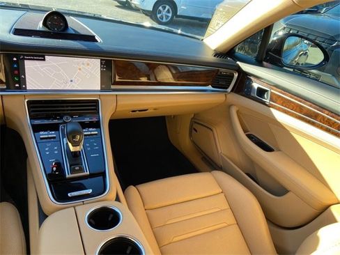 Used 2023 Porsche Panamera 4S image 16
