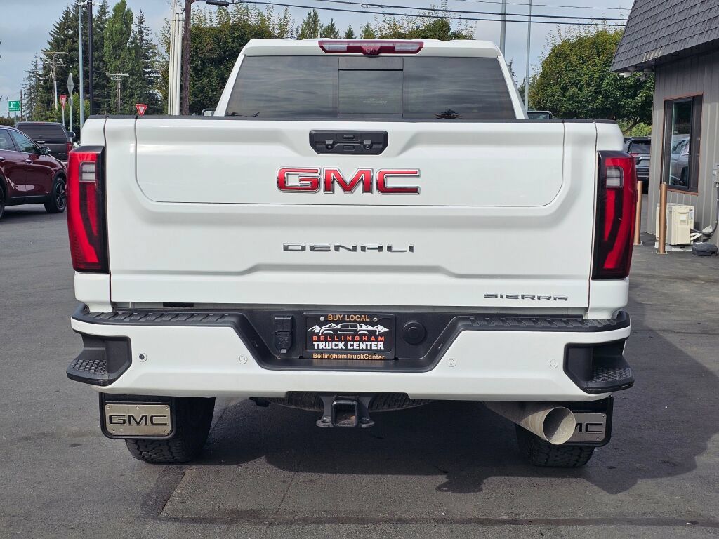 Used 2024 GMC Sierra 3500 Denali w/ Denali Reserve Package AWD/4WD image 4