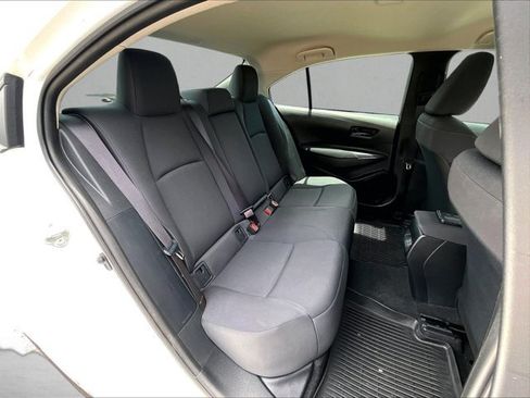 Used 2023 Toyota Corolla LE FWD image 29