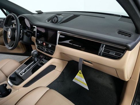 Certified 2026 Porsche Macan Turbo AWD/4WD image 23