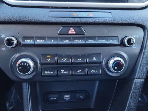 Used 2022 Kia Sportage LX FWD image 39