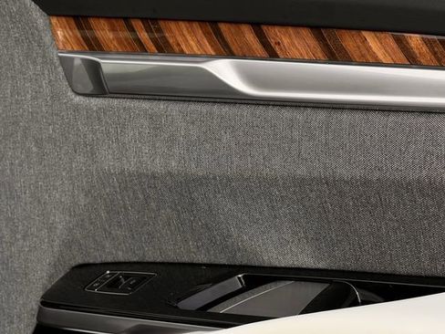 Certified 2026 Cadillac Escalade Platinum Sport w/ LPO, ONYX Package image 31