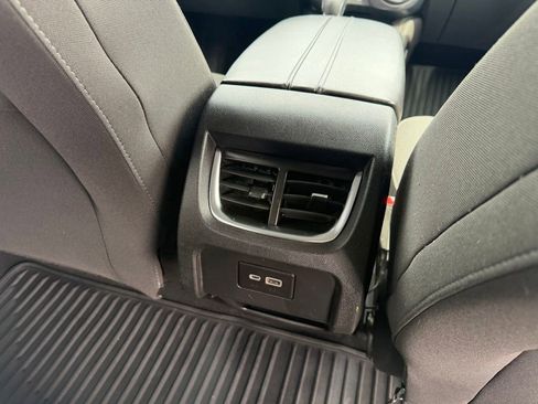 Used 2022 Chevrolet Blazer LT FWD image 18
