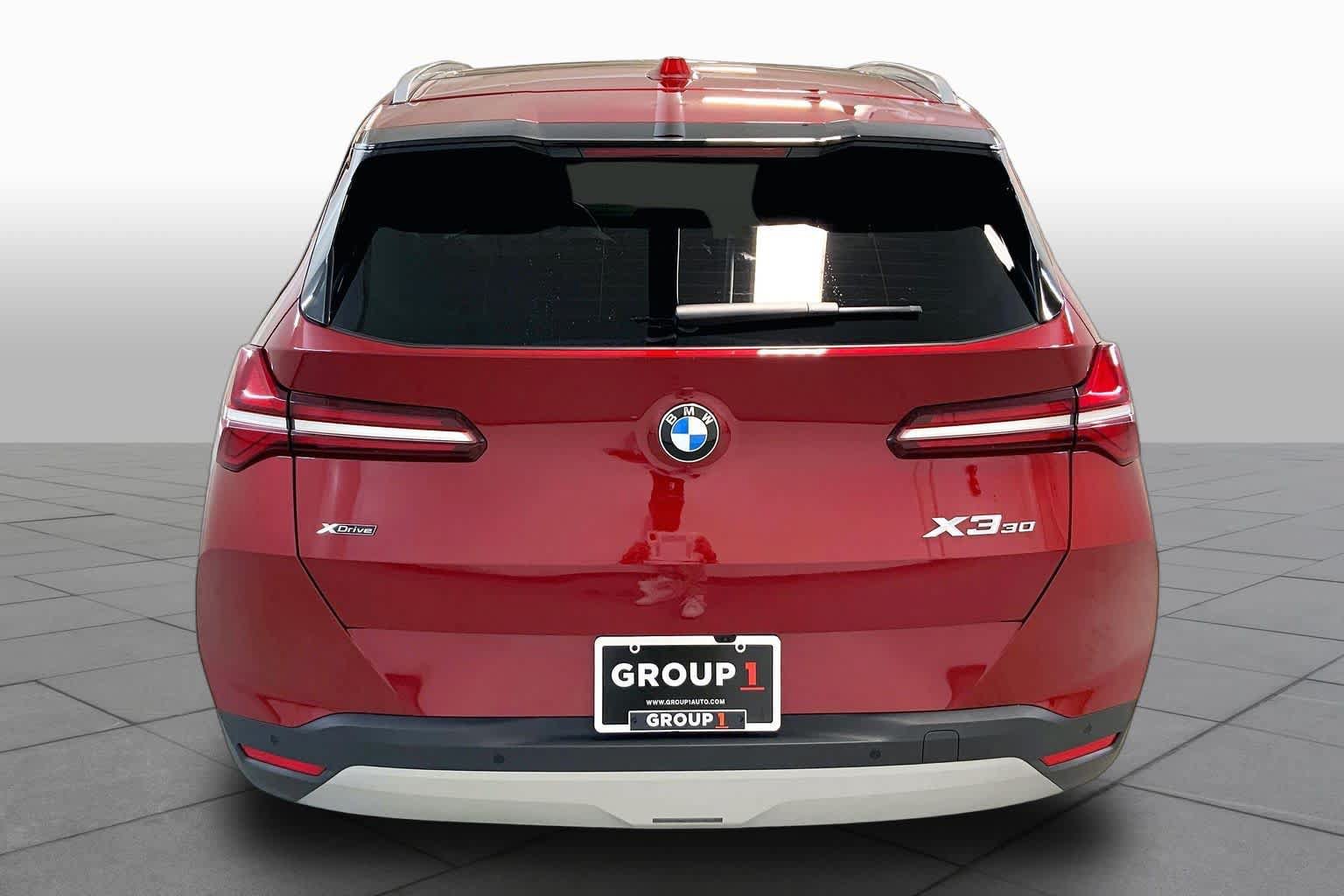 Used 2025 BMW X3 xDrive30i w/ Premium Package AWD/4WD image 4
