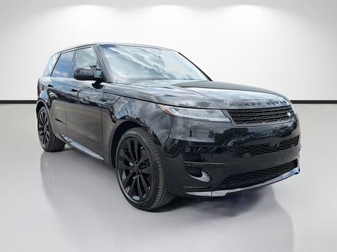 New 2026 Land Rover Range Rover Sport Dynamic SE AWD/4WD image 7