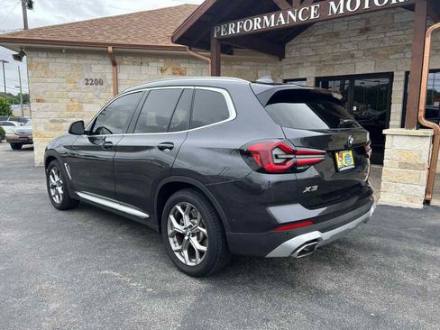 Used 2022 BMW X3 sDrive30i w/ Convenience Package RWD image 3