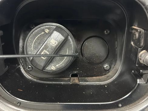 Used 2021 Hyundai Tucson SE w/ Cargo Package FWD image 23