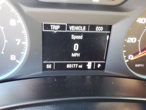 Used 2023 Chevrolet Equinox LS image 19