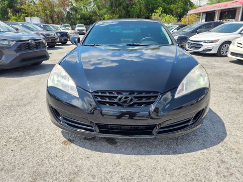 Used 2012 Hyundai Genesis 2.0T image 2