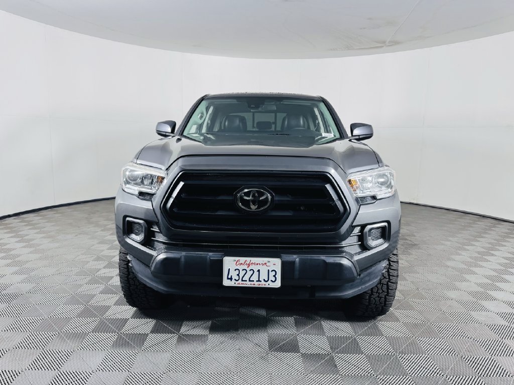 Used 2022 Toyota Tacoma SR w/ SR Convenience Package RWD image 3