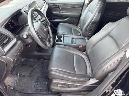 Used 2025 Honda Odyssey EX-L image 12